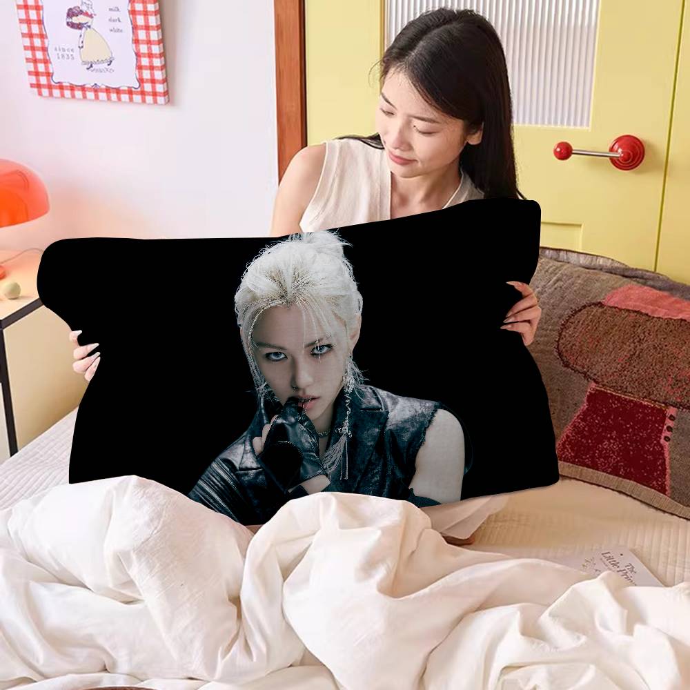 F-FelixS singer.png Yeni Stil  - Home Textiles Premium incelemesi ve fiyatı